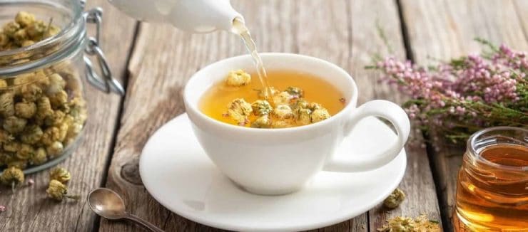 Camomile Tea Benefits & Side Effects